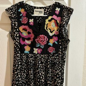 Savanna Jane black leopard blouse size small worn ONCE